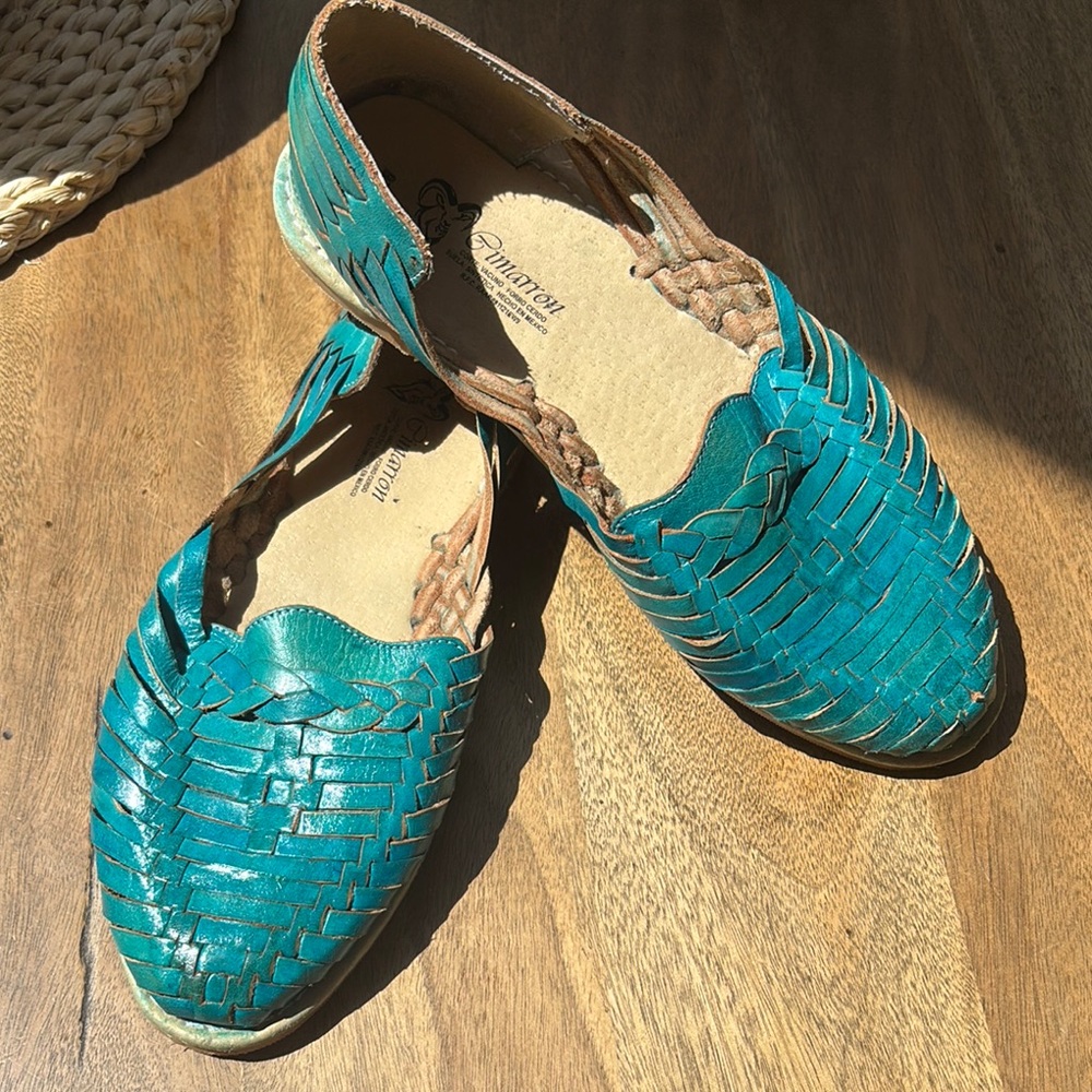 Women's Huarache Sandals in Teal by Pimarron fit size 9